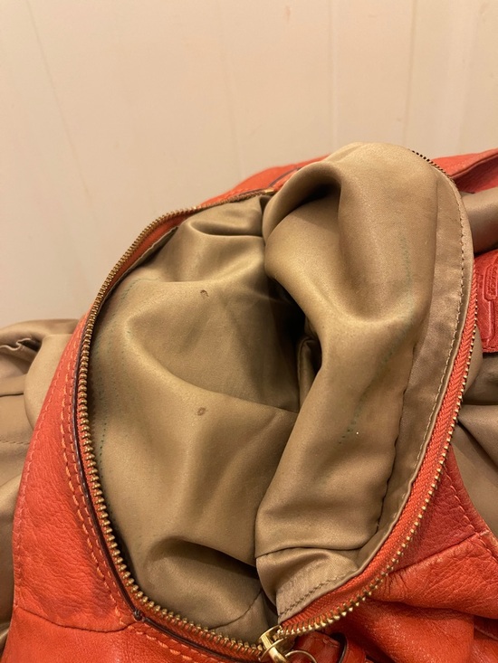 Coach, please check all picture of condition - Picture 13 of 17